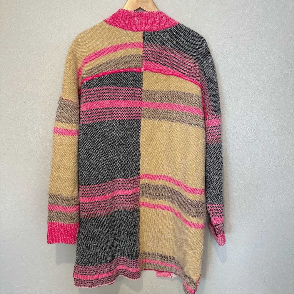 Mazik Pink and Gray Women's Cardigan - Picture 9 of 11